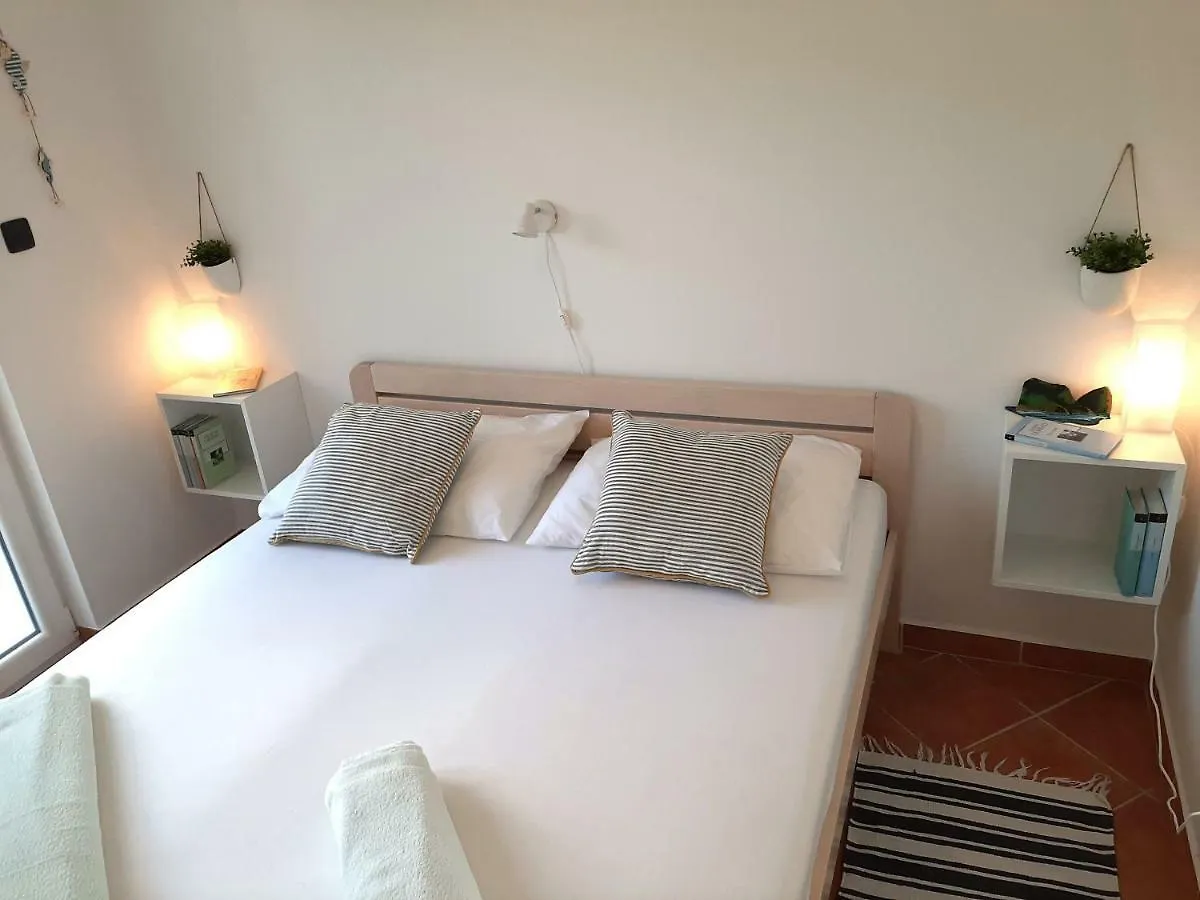 Apartament Rentfox - Crikvenica 0*,